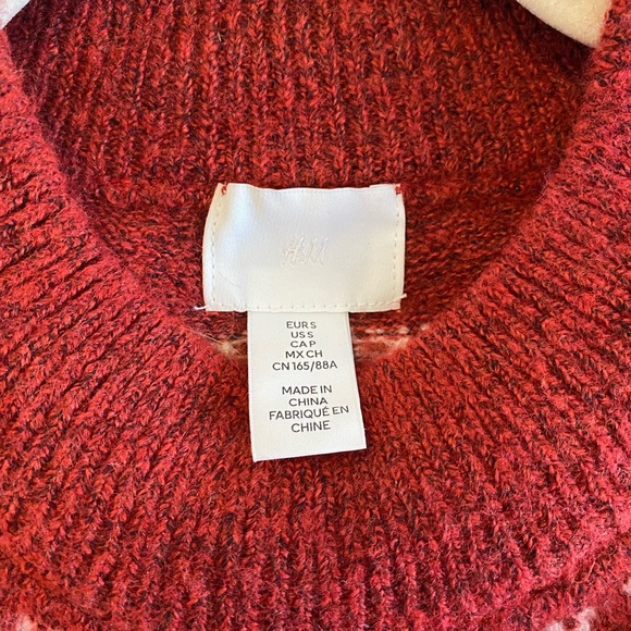 H&M Holiday Sweater - Picture 2 of 2